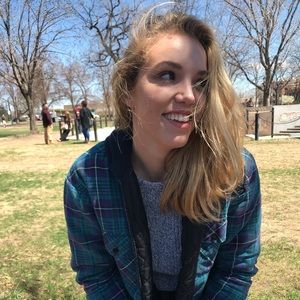 Meet your Posher, Carrie